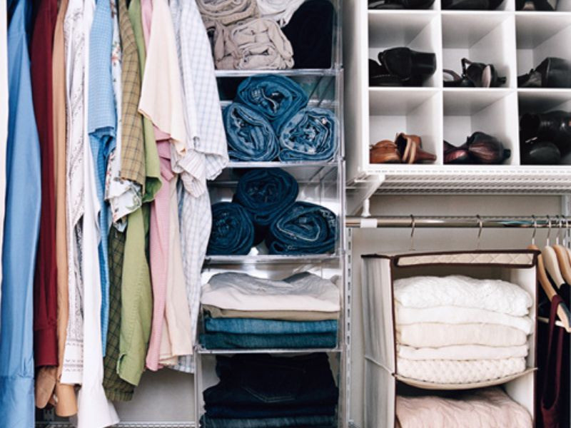 Giữ lại quần áo vì yếu tố cảm xúc thay vì nhu cầu thực tế