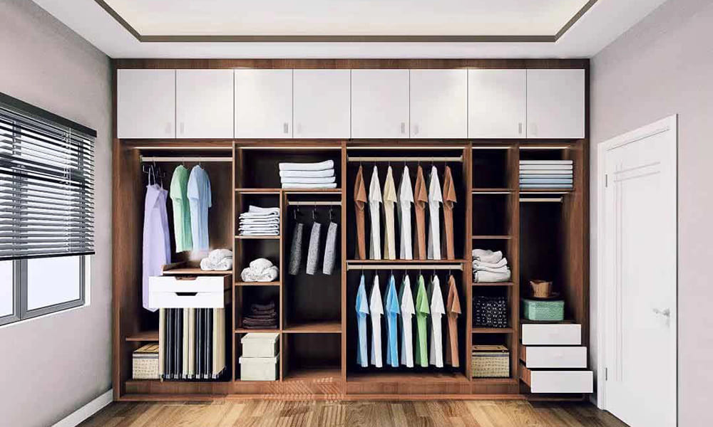 Tủ quần áo kịch trần chia nhiều khoang lưu trữ