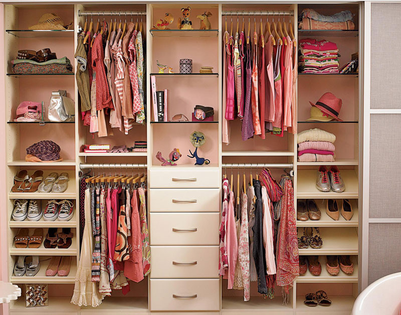 Decor tủ quần áo: 15 ý tưởng đẹp, gọn, tối ưu không gian