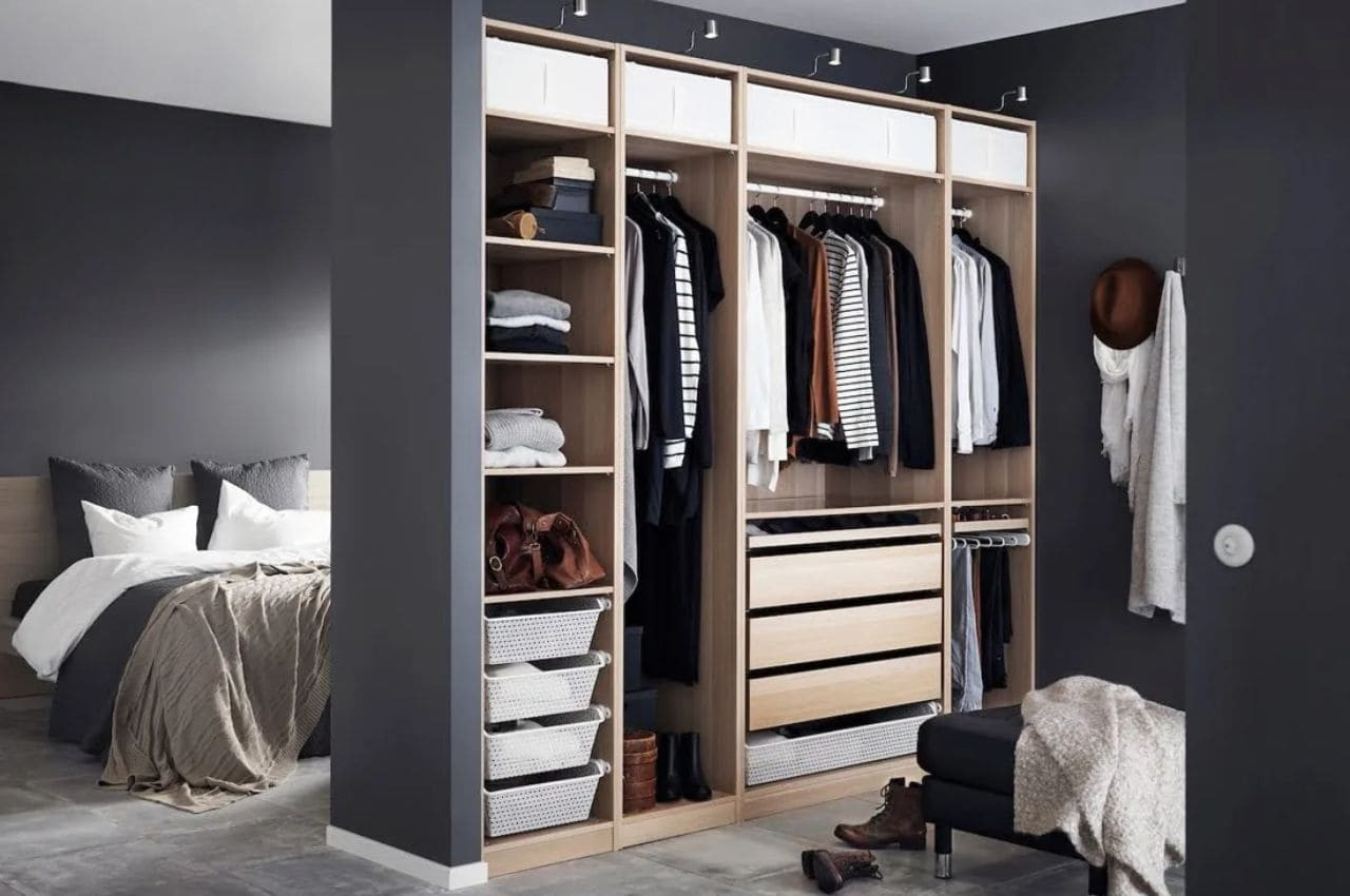 Mẫu tủ quần áo làm vách ngăn dạng tủ mở hai mặt