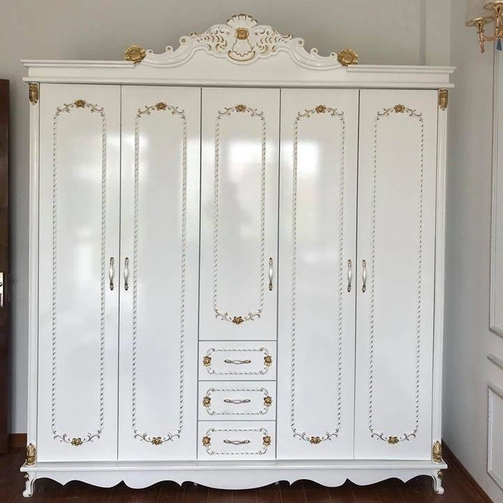 Tủ tân cổ điển 5 cánh khác gì so với tủ 3 cánh?